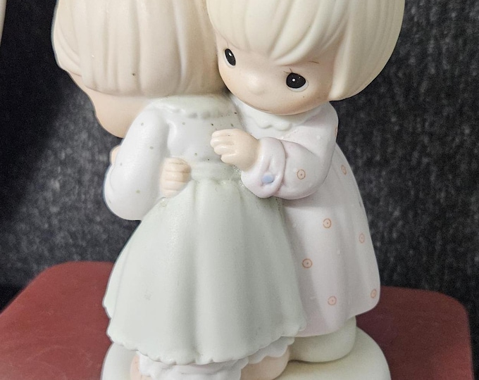 Precious Moments “That’s What Friends Are For Box2/18