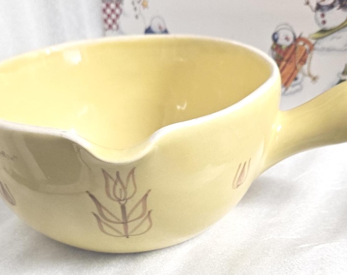 Cameron Pottery Company 1 quart Bake Oven yellow pot with handdrawn flowers C5/43