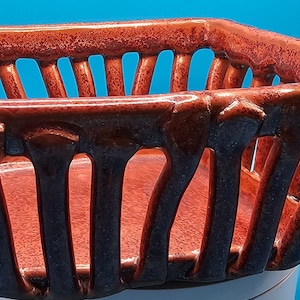 Michael Cohen handmade bread basket C4/13