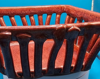 Michael Cohen handmade bread basket C4/13