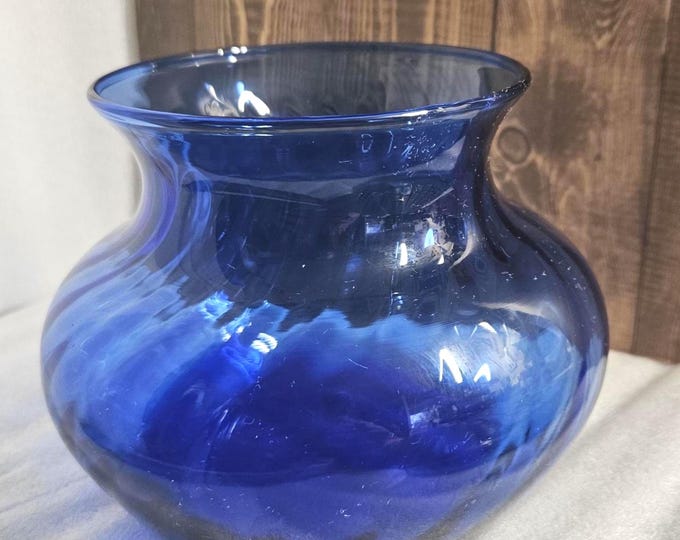 Vintage Cobalt Blue Vase, Indian Glass Co. flower vase, Swirl Round C5/4