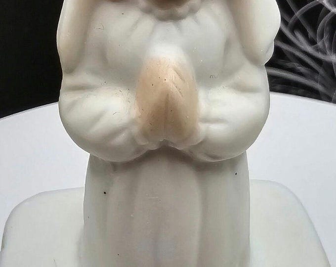 Vintage 1983 Columbia Religious Classics: Commemorate a Special First Communion Moment" F2/24