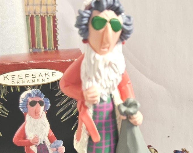 Vintage 1993 Hallmark Keepsake Ornament "Maxine" F6/13