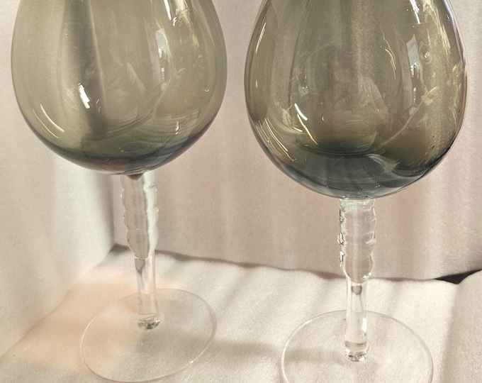 Set of 2 vintage smoke-colored bubble-shaped wine glasses with clear, hand-blown stems by Mikasa. D6/8