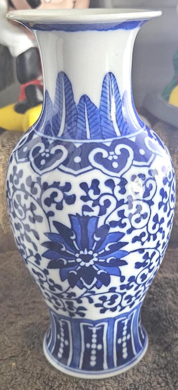 花瓶 花器 壺 フラワーベース 陶器 染付 希少 レア 花柄 青 範山