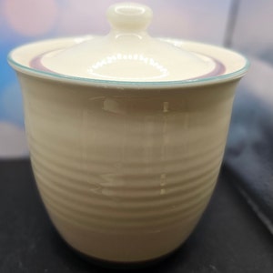 Pfaltzgraff Juniper Large Canister & Lid F8/01