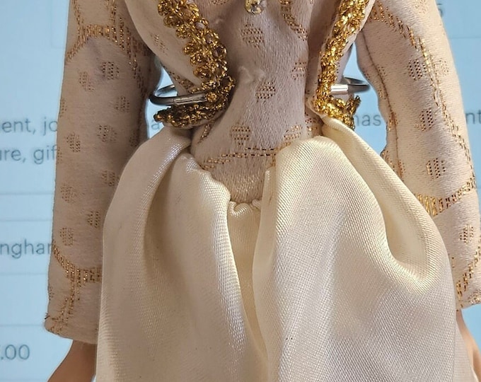 The Manorville Collection 1998 Princess Diana Porcelain Doll 12inch  C7/12