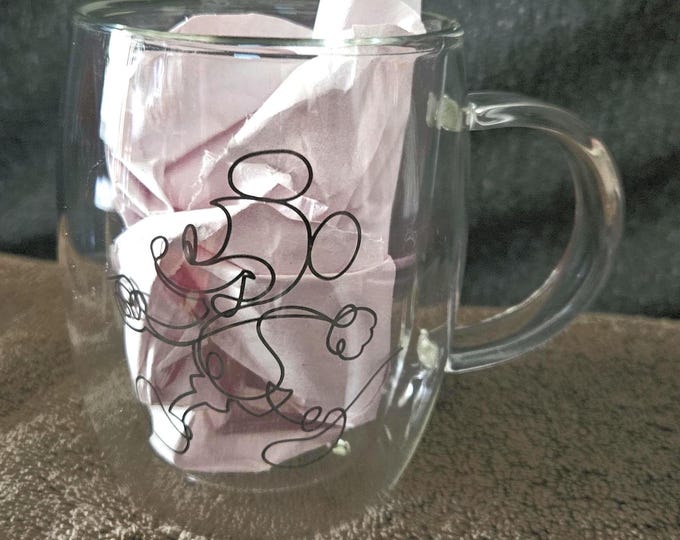 JoyJolt Disney Mickey Mouse and Pluto Aroma 13.5 oz. Clear Borosilicate Glass Double Wall Coffee/Tea Mug A4/25