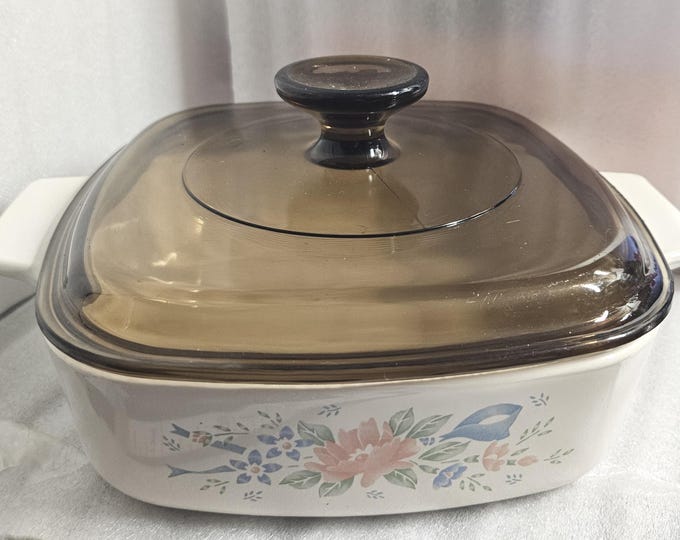 Corningware Symphony 1-quart square casserole dish with lid, A1-B, from the 1990s. D2/5