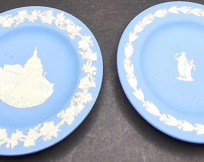 Wedgewood collectors Plates SET OF 2 F2/33