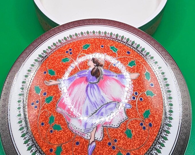 MIKASA Christmas 1999 The 12 Days Of Christmas “Nine Ladies Dancing" B5/5