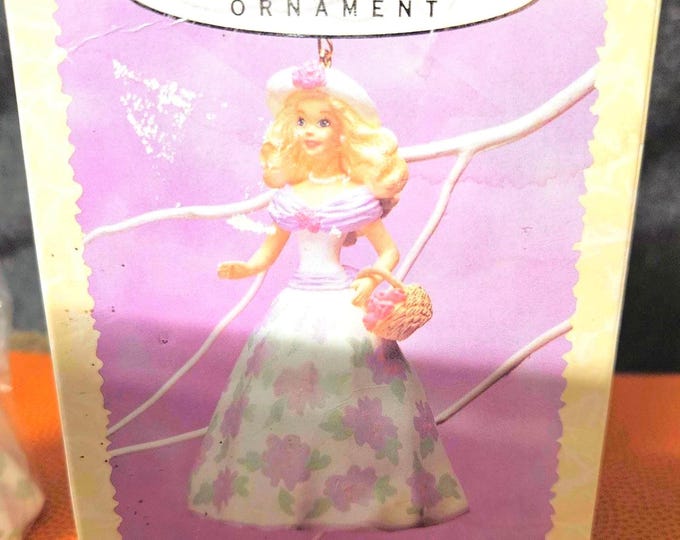 1995 Hallmark Keepsake Easter Springtime Collection Barbie Doll Ornament A5/25