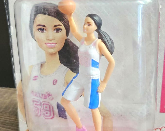 Barbie Basketball Doll Mattel Micro collection A6/17