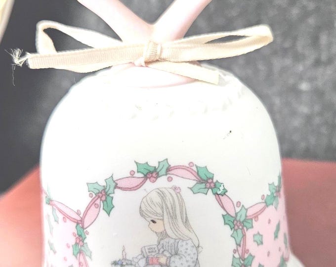 Vintage 1992 Precious Moments To My Friend 5" Bell Girl Reading Bible box2/21
