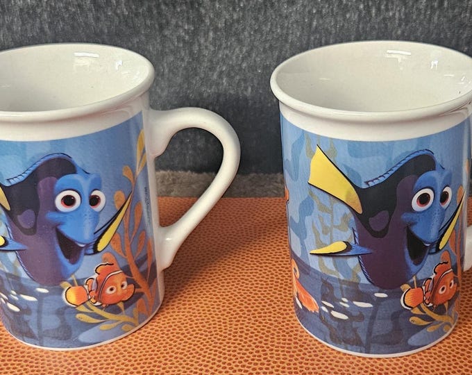 2016 set of 2 Disney Pixar finding dory mugs A3/15