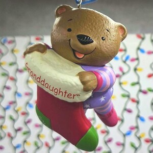 2013 Hallmark keepsake &quot;GrandDaughter&quot; B2/15