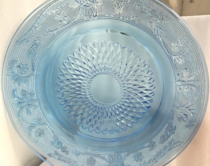 Set of 2 Vintage Firna Fleur De Lis Blue Glass Dinner Plates D6/20