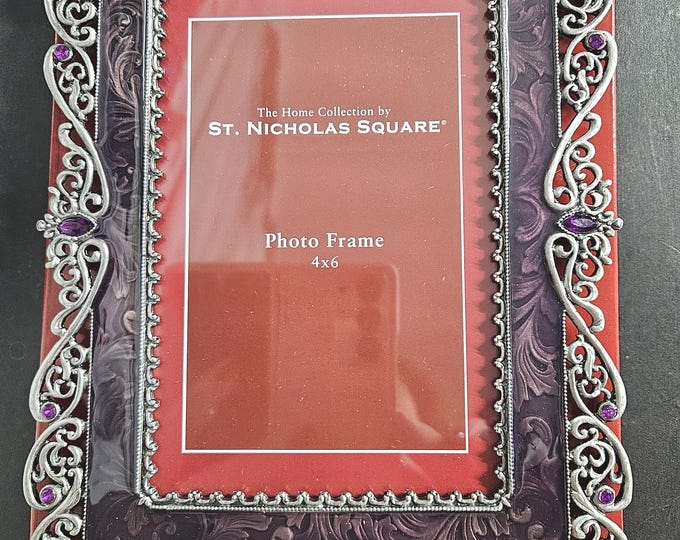 St. Nicholas Square Purple and Silver Holiday Photo Frame, 4x6 Christmas Picture Frame, Sugarplum Suite Collection, Winter Home Decor A1/44