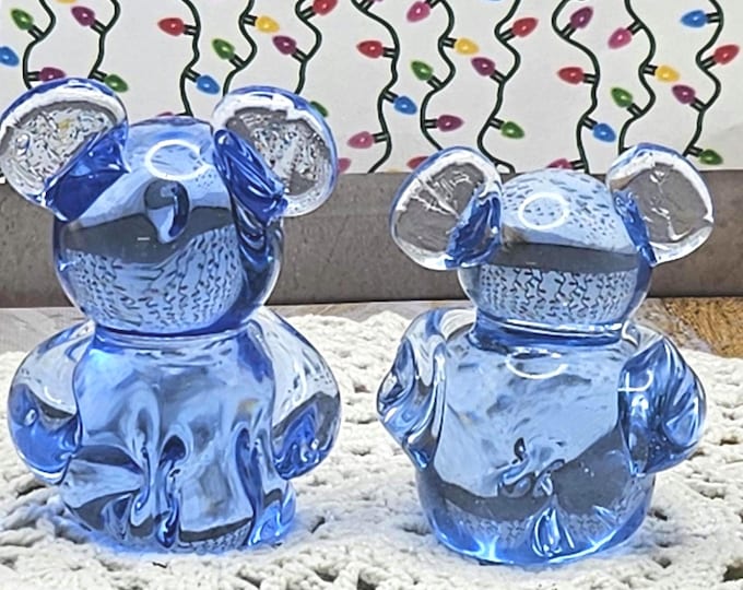 Vintage set of 2 Blue Blown Glass Teddy Bear Figurine/Paperweight Baby B1/18