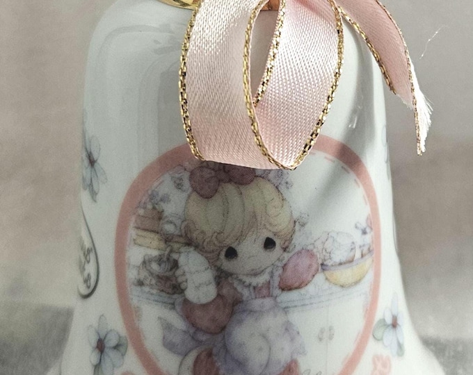 2006 Precious Moments Bell Mom Makes Life Sweet Pink Ribbon Bow Box2/19
