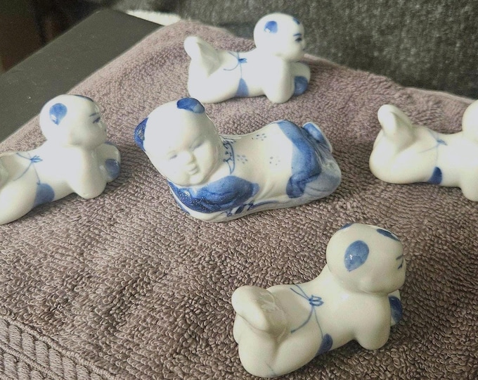 Vintage Chinese Ceramic Blue and White Knife Rests Boy chopsticks Holder X5