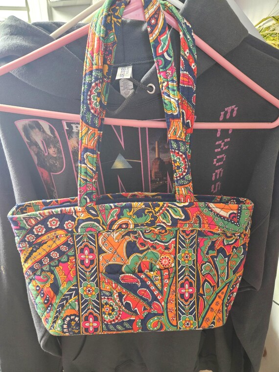 Vera Bradley Get Carrier Away Tote Bag Paisley Hand Bag for  display picture 1