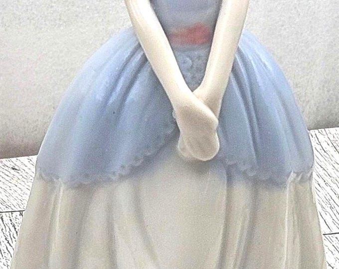 Porcelain Young Demure Maiden Belle of Ball 5.5" Figurine A8-2