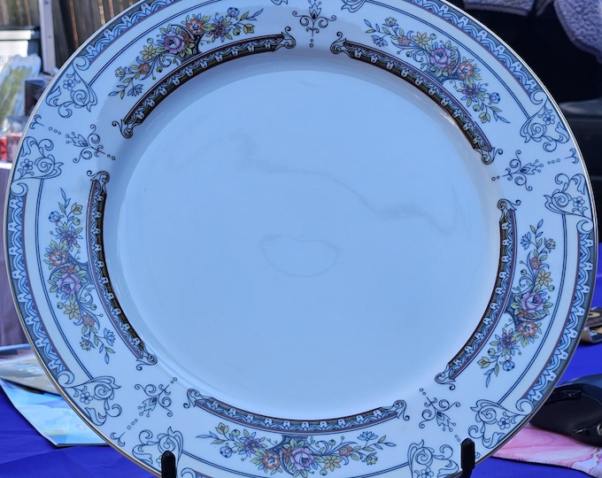 Mikasa “Cambridge” L9015 Japan Dinner PLATE g10 1/2 A4/2