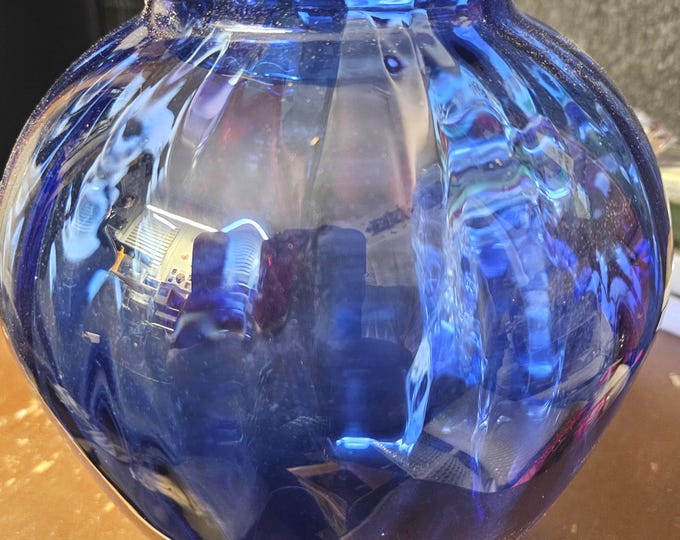 Rare Colbalt princess house sapphire  blue optic waves crystal vase 8.5 inches tall