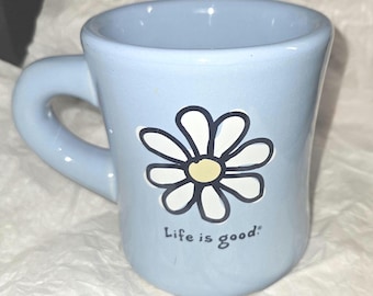 Life is Good Stoneware Mug, Daisy Flower, Inspirational Quote (10oz)
