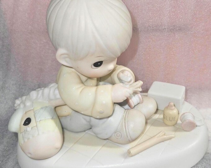 Precious Moments by Enesco, 1987, Love Is The Glue That Mends, 104027 Box3/1