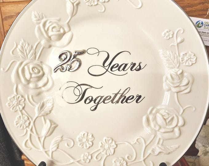 25th Anniverssary plate (25 years together 1997 Roman Inc) #61632 F8/05