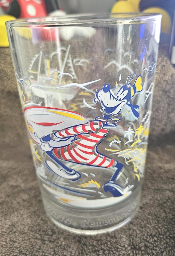 1996 Vintage Disney World 25th Anniversary Glass Goofy Blizzard