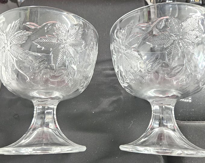Vintage Set of 2 Princess House "Fantasia" Footed Desert Bowls  B8/13
