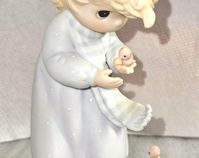 Precious Moments Four Seasons Series Figurine: Winter's Song 12092 Box3/25
