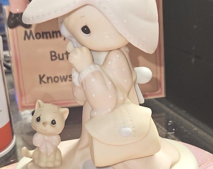 Precious Moments 1984 “To A Very Special Mom” E2824 with original box (Box 15)