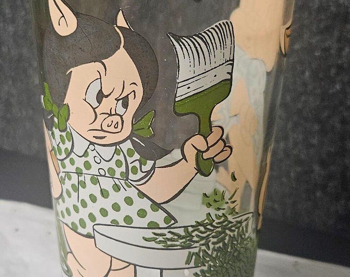 Rare 1976 Petunia Pig Glass from the Pepsi Collector Series featuring Warner Bros. Looney Tunes (D3/16).