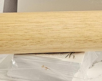 Vintage 1991 Pillsbury Doughboy hardwood rolling pin C8/20