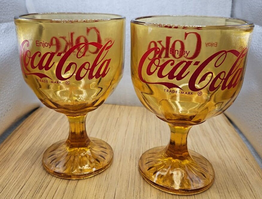 希少 当時物 Coca-Cola コカコーラ アンバーグラス ゴブレット 希少 当時物 Coca-Cola コカコーラ アンバーグラス ゴブレット