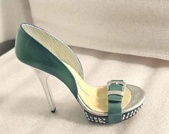 Rare "Stud" Just the Right Shoe Figurine for Home or Office Collectible Decor. A9/29