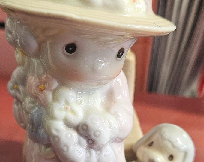 1990s Avon Precious Moments Salt and Pepper Shaker Set C7/11