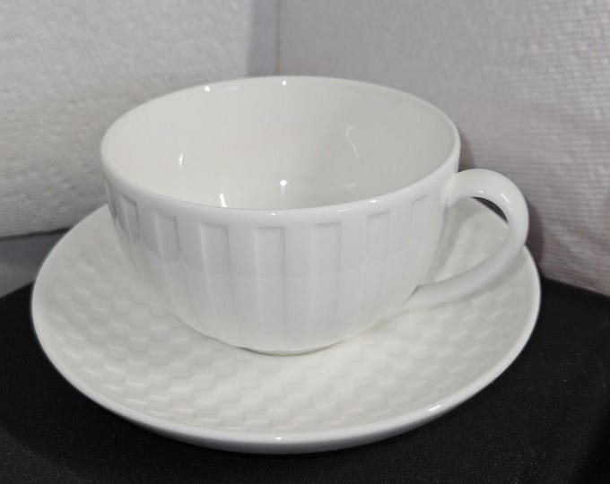 Vintage Wedgewood night and day white cup and saucer set F5/2
