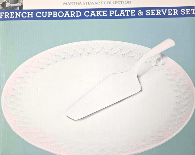 New Martha Stewart French Cupboard Cake plate And server set B4/3