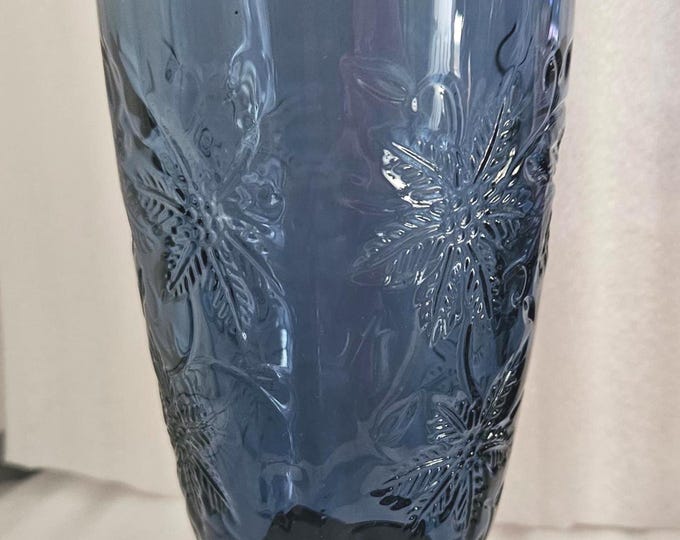 Princess House Fantasia Sapphire 20 oz. Footed Glass Tumbler D6/15