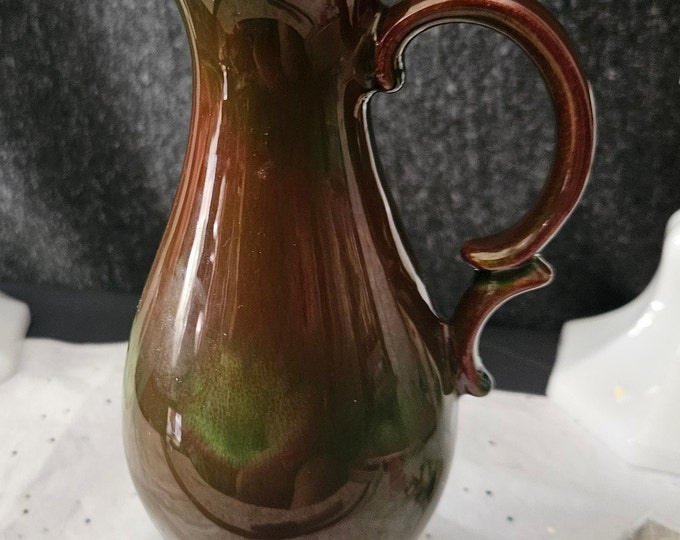 Vtg Northern Pottery ceramic Pitcher Chapleau ontario Golden Drip