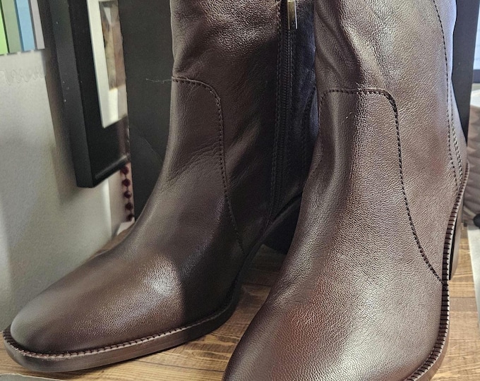 Lucky Brand Alivia Brown Leather Stacked Heel Ankle Booties – Western Style size 8.5 shoe box 3