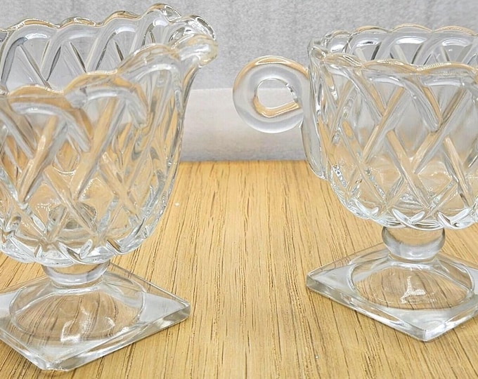 Square-footed sugar and creamer set in the Indian glass pretzel pattern,  C2/2/25.