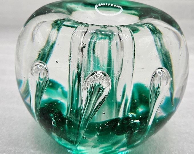 Vintage Turquoise Art Glass Faceted Flower Paperweight Controlled Bubbles C2/2/16