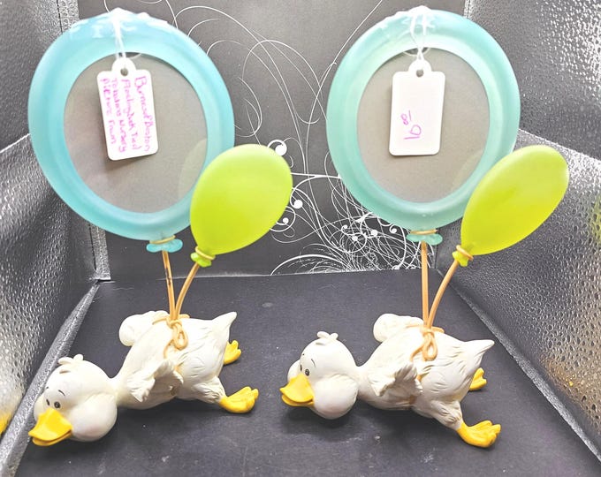 Set of 2 Burns of Boston floating duck tied to a balloon F1/15