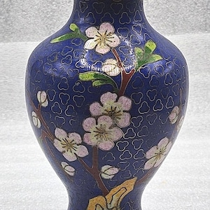 CLOISONNE VASE Blue Flowers Gold Touches Gold Inside, Turquoise Base 5&quot; C2/10